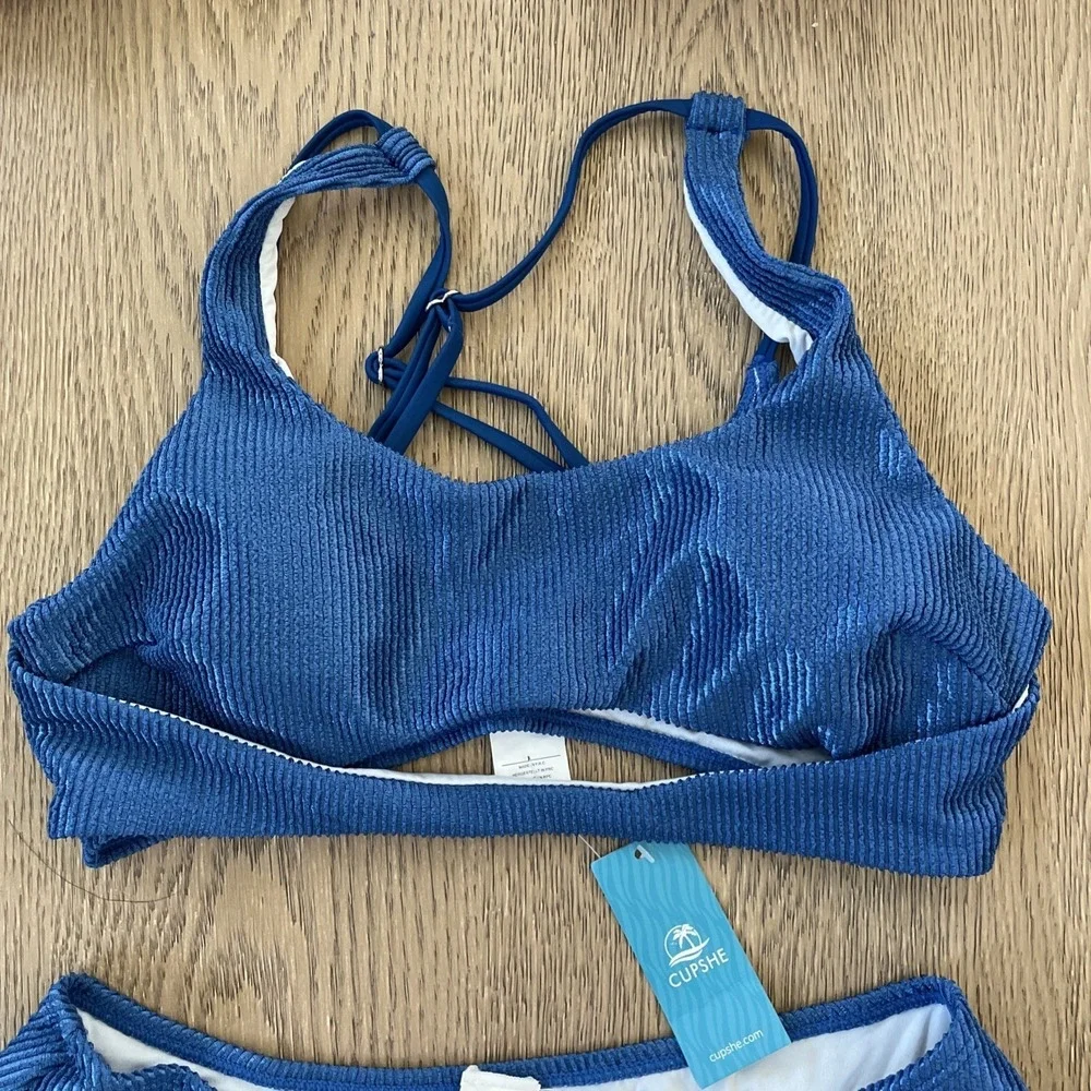 Cupshe Blue Ribbed Shimmer Scoop Neck Bikini Set Two‎ Piece Swimsuit Medium NEW